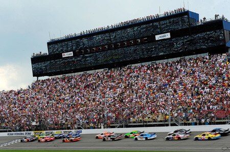 BROOKLYN, MI - AUGUST 16:  Brian Vickers, driver of the #83 Red Bull Toyota, leads the field at the start of during the NASCAR Sprint Cup Series CARFAX 400 at Michigan International Speedway on August 16, 2009 in Brooklyn, Michigan.  <br /><br /><span class="help">(Photo by Rusty Jarrett/Getty Images for NASCAR)</span>