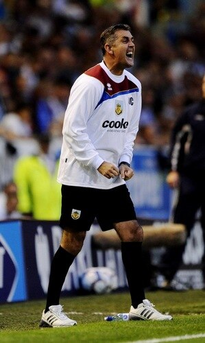 BURNLEY, ENGLAND - AUGUST 19:   Manager Owen Coyle of Burnley shouts instructions from the sidelines during the Barclays Premier League match between Burnley and Manchester United at Turf Moor on August 19, 2009 in Burnley, England.  <br /><br /><span class="help">(Photoby Laurence Griffiths/Getty Images)</span>