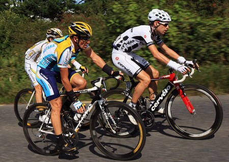 DUBLIN, IRELAND - AUGUST 21:  Lance Armstrong of the USA and Astana rides in the peloton during Stage One of the 2009 Tour of Ireland from Enniskerry to Waterford on August 21, 2009 in Waterford, Ireland.  <br /><br /><span class="help">(Photo by Bryn Lennon/Getty Images)</span>