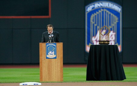 NEW YORK - AUGUST 22:  Howie Rose speaks during the presentation commemorating the New York Mets 40th anniversary of the 1969 World Championship team on August 22, 2009 at Citi Field in the Flushing neighborhood of the Queens borough of New York City.  <br /><br /><span class="help">(Photo by Jared Wickerham/Getty Images)</span>