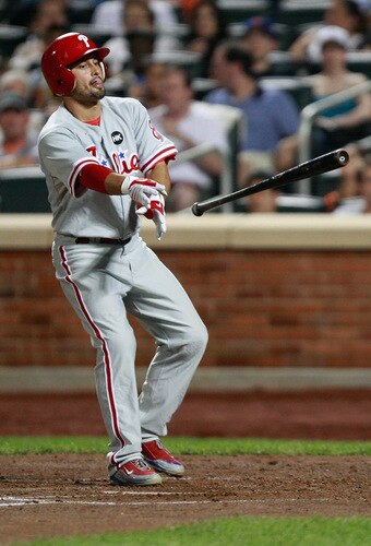 NEW YORK - AUGUST 22:  Shane Victorino #8 of the Philadelphia Phillies is walked against the New York Mets during the game on August 22, 2009 at Citi Field in the Flushing neighborhood of the Queens borough of New York City.  <br /><br /><span class="help">(Photo by Jared Wickerham/Getty Images)</span>