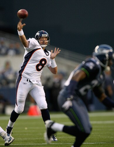 SEATTLE - AUGUST 22:  Quarterback Kyle Orton #8 of the Denver Broncos passes against the Seattle Seahawks on August 22, 2009 at Qwest Field in Seattle, Washington. The Seahawks defeated the Broncos 27-13. <br /><br /><span class="help">(Photo by Otto Greule Jr/Getty Images)</span>