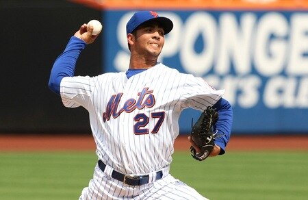NEW YORK - AUGUST 23:  Nelson Figueroa #27 of the New York Mets throws a pitch against the Philadelphia Phillies on August 23, 2009 at Citi Field in the Flushing neighborhood of the Queens borough of New York City.  <br /><br /><span class="help">(Photo by Al Bello/Getty Images)</span>