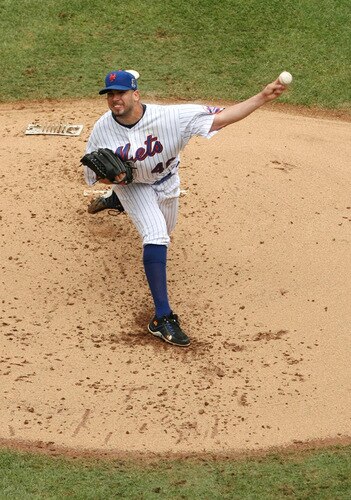 NEW YORK - AUGUST 23:  Starting pitcher Oliver Perez #46 of the New York Mets throws a pitch against the Philadelphia Phillies on August 23, 2009 at Citi Field in the Flushing neighborhood of the Queens borough of New York City.  <br /><br /><span class="help">(Photo by Al Bello/Getty Images)</span>