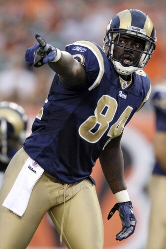 CINCINNATI, OH - AUGUST 27:  Tight end Randy McMichael #84 of the St. Louis Rams lines up on the line of scrimmage during the preseason game against the Cincinnati Bengals at Paul Brown Stadium on August 27, 2009 in Cincinnati, Ohio. <br /><br /><span class="help">(Photo by Andy Lyons/Getty Images)</span>