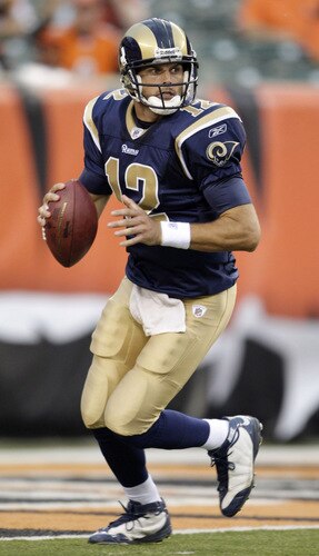 CINCINNATI, OH - AUGUST 27:  Quarterback Kyle Boller #12 of the St. Louis Rams rolls out to pass against the Cincinnati Bengals during the preseason game at Paul Brown Stadium on August 27, 2009 in Cincinnati, Ohio. <br /><br /><span class="help">(Photo by Andy Lyons/Getty Images)</span>