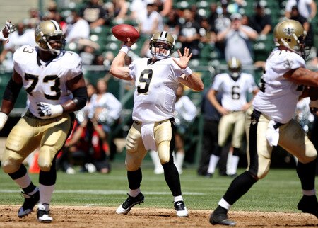 OAKLAND, CA - AUGUST 29:  Quarterback Drew Brees #9 of the New Orleans Saints passes during the preseason game against the Oakland Raiders at Oakland-Alameda County Coliseum on August 29, 2009 in Oakland, California. <br /><br /><span class="help">(Photo by Jed Jacobsohn/Getty Images)</span>