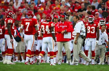 KANSAS CITY, MO - AUGUST 29: Quaterback Matt Cassel #7 of the Kansas City Chiefs walks with teammates Dwayne Bowe #82 and Bobby Engram #84 to the sidelines towards head coach Todd Haley (C)  after Cassell appeared to hurt his left leg against the Seattle Seahawks during their preseason game at Arrowhead Stadium on August 29, 2009 in Kansas City, Missouri. <br /><br /><span class="help">(Photo by Dilip Vishwanat/Getty Images)</span>