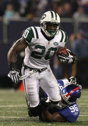 EAST RUTHERFORD, NJ - AUGUST 29: Thomas Jones #20 of the New York Jets gets tackled by defensive tackle Barry Cofield #96 of the New York Giants during the preseason game at Giants Stadium on August 29, 2009 in East Rutherford, New Jersey.  <br /><br /><span class="help">(Photo by Jim McIsaac/Getty Images)</span>