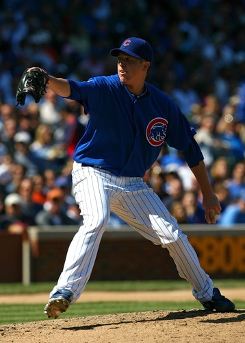 CHICAGO - AUGUST 30: Tom Gorzelanny #22 of the Chicago Cubs pitches in the 4th inning against the New York Mets on August 30, 2009 at Wrigley Field in Chicago, Illinois. The Mets defeated the Cubs 4-1. <br /><br /><span class="help">(Photo by Jonathan Daniel/Getty Images)</span>