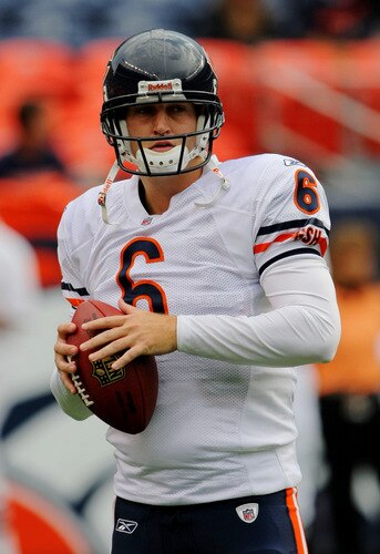 DENVER - AUGUST 30:  Quarterback Jay Cutler #6 of the Chicago Bears warms up prior to the preseason game against the Denver Broncos at INVESCO Field at Mile High on August 30, 2009 in Denver, Colorado.  <br /><br /><span class="help">(Photo by Doug Pensinger/Getty Images)</span>