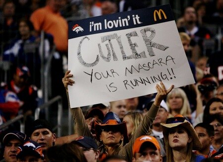 DENVER - AUGUST 30:  A fan holds up a sign about quarterback Jay Cutler #6 (not shown) of the Chicago Bears during the preseason game against the Denver Broncos at INVESCO Field at Mile High on August 30, 2009 in Denver, Colorado.  <br /><br /><span class="help">(Photo by Doug Pensinger/Getty Images)</span>