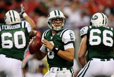 EAST RUTHERFORD, NJ - SEPTEMBER 3:  Quarterback Mark Sanchez #6 of the New York Jets looks to make a pass play in the first quarter against the Philadelphia Eagles during the NFL preseason game at Giants Stadium on September 3, 2009 in East Rutherford, New Jersey. <br /><br /><span class="help">(Photo by Jim McIsaac/Getty Images)</span>