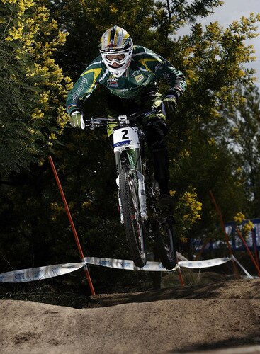 CANBERRA, AUSTRALIA - SEPTEMBER 04:  Greg Minnaar of South Africa competes during the downhill official timed session at the 2009 Mountain Bike & World Trials World Championship at Mt Stromlo on September 4, 2009 in Canberra, Australia.  <br /><br /><span class="help">(Photo by Stefan Postles/Getty Images)</span>