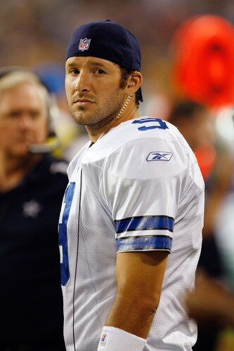 MINNEAPOLIS, MN - SEPTEMBER 4: Quarterback Tony Romo #9 of the Dallas Cowboys watches the action from the sidelines against the Minnesota Vikings at Hubert H. Humphrey Metrodome on September 4, 2009 in Minneapolis, Minnesota. <br /><br /><span class="help">(Photo by Scott Boehm/Getty Images)</span>