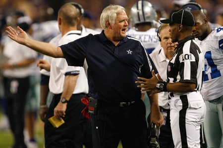 MINNEAPOLIS, MN - SEPTEMBER 4:  Head coach Wade Phillips of the Dallas Cowboys argues with line judge Carl Johnson #101 during action against the Minnesota Vikings at Hubert H. Humphrey Metrodome on September 4, 2009 in Minneapolis, Minnesota. The Cowboys defeated the Vikings 35-31. <br /><br /><span class="help">(Photo by Scott Boehm/Getty Images)</span>