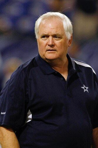 MINNEAPOLIS, MN - SEPTEMBER 4: Head coach Wade Phillips of the Dallas Cowboys walks on the field against the Minnesota Vikings at Hubert H. Humphrey Metrodome on September 4, 2009 in Minneapolis, Minnesota. <br /><br /><span class="help">(Photo by Scott Boehm/Getty Images)</span>