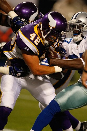 MINNEAPOLIS, MN - SEPTEMBER 4:  Running back Ian Johnson #42 of the Minnesota Vikings runs with the football for a touchdown against the Dallas Cowboys at Hubert H. Humphrey Metrodome on September 4, 2009 in Minneapolis, Minnesota. The Cowboys defeated the Vikings 35-31. <br /><br /><span class="help">(Photo by Scott Boehm/Getty Images)</span>