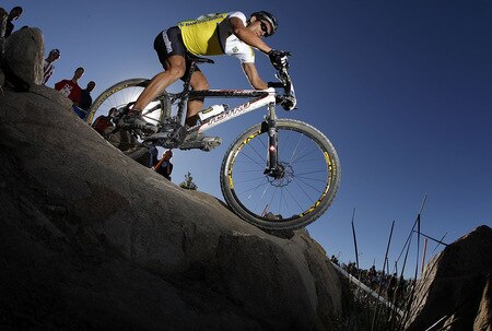 CANBERRA, AUSTRALIA - SEPTEMBER 05:  Edivando De Souza Cruz of Brazil in action in the men's elite cross country olympic race during the 2009 Mountain Bike & World Trials World Championship held at Mt Stromlo on September 5, 2009 in Canberra, Australia.  <br /><br /><span class="help">(Photo by Stefan Postles/Getty Images)</span>
