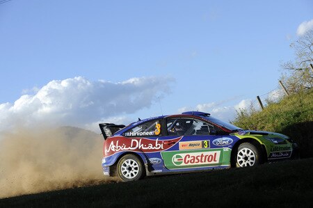 KINGSCLIFF, AUSTRALIA - SEPTEMBER 05:  Mikko Hirvonen of Finland and Jarmo Lehtinen of Finland compete in their BP Abu Dhabi Ford Focus during  day two of the WRC Repco Rally of Australia on September 5  in Kingscliff, Australia  <br /><br /><span class="help">(Photo by Massimo Bettiol/Getty Images)</span>