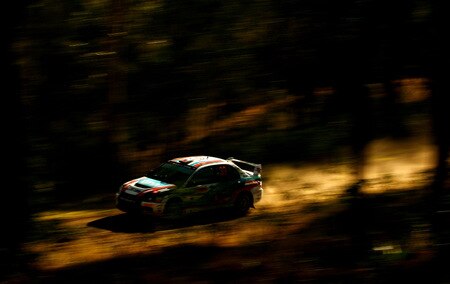 KINGSCLIFF, AUSTRALIA - SEPTEMBER 06:  Armindo Araujo of Portugal and Miguel Ramalho of Portugal compete in their Mitsubishi Lancer EVO IX during the Repco Rally of Australia Special Stage 27 on September 6, 2009 in Kingscliff, Australia.  <br /><br /><span class="help">(Photo by Quinn Rooney/Getty Images)</span>