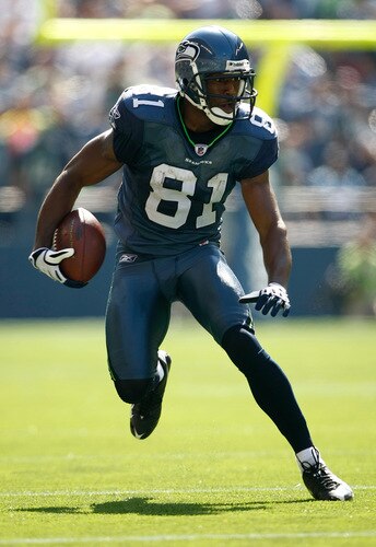 SEATTLE , WA - SEPTEMBER 13:  Nate Burleson #81 of the Seattle Seahawks runs with the ball against the St. Louis Rams at Qwest Field on September 13, 2009 in Seattle, Washington.  <br /><br /><span class="help">(Photo by Jonathan Ferrey/Getty Images)</span>