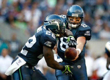 SEATTLE , WA - SEPTEMBER 13:  Quarterback Matt Hasselbeck #8 of the Seattle Seahawks hands off the ball to Julius Jones against the St. Louis Rams at Qwest Field on September 13, 2009 in Seattle, Washington.  <br /><br /><span class="help">(Photo by Jonathan Ferrey/Getty Images)</span>