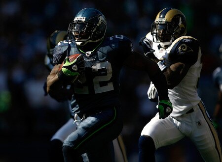 SEATTLE , WA - SEPTEMBER 13:  Julius Jones #22 runs for a touchdown against the Seattle Seahawks of the St. Louis Rams at Qwest Field on September 13, 2009 in Seattle, Washington.  <br /><br /><span class="help">(Photo by Jonathan Ferrey/Getty Images)</span>