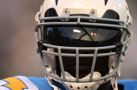 OAKLAND, CA - SEPTEMBER 14:  LaDainian Tomlinson #21 of the San Diego Chargers looks on during warm-ups against the Oakland Raiders on September 14, 2009 at the Oakland-Alameda County Coliseum in Oakland, California.  <br /><br /><span class="help">(Photo by (Ezra Shaw/Getty Images)</span>