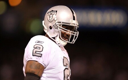 OAKLAND, CA - SEPTEMBER 14:  Quarterback JaMarcus Russell #2 of the Oakland Raiders looks on against the San Diego Chargers on September 14, 2009 at the Oakland-Alameda County Coliseum in Oakland, California.  <br /><br /><span class="help">(Photo by Ezra Shaw/Getty Images)</span>