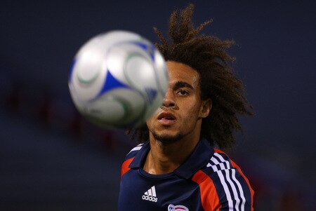 EAST RUTHERFORD, NJ - SEPTEMBER 18:  Kevin Alston #30 of the New England Revolution keeps his eye on the ball against the New York Red Bulls at Giants Stadium in the Meadowlands on September 18, 2009 in East Rutherford, New Jersey. Revolution and Red Bulls play to a 1-1 tie  <br /><br /><span class="help">(Photo by Mike Stobe/Getty Images for New York Red Bull)</span>