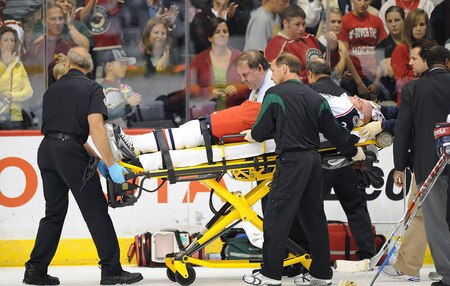ST. PAUL, MN - SEPTEMBER 18: Jason Chimera #25 of the Columbus Blue Jackets is transported off the ice during the second period in a preseason game on September 18, 2009 at the Xcel Energy Center in St. Paul, Minnesota. <br /><br /><span class="help">(Photo by Tom Dahlin/Getty Images)</span>