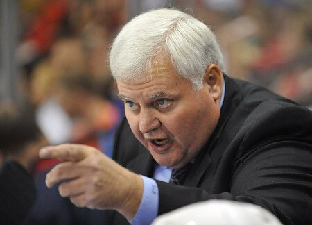 ST. PAUL, MN - SEPTEMBER 18: Head coach Ken Hitchcock of the Columbus Blue Jackets makes a point to the bench during the second period in a preseason game on September 18, 2009 at the Xcel Energy Center in St. Paul, Minnesota. <br /><br /><span class="help">(Photo by Tom Dahlin/Getty Images)</span>