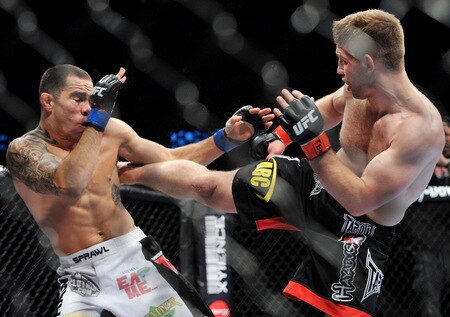 DALLAS - SEPTEMBER 19:  UFC fighter Rafaello Oliveira (L) battles UFC fighter Nik Lentz (R) during their Lightweight bout at UFC 103: Franklin vs. Belfort at the American Airlines Center on September 19, 2009 in Dallas, Texas.  <br /><br /><span class="help">(Photo by Jon Kopaloff/Getty Images)</span>