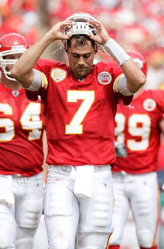 KANSAS CITY, MO - SEPTEMBER 20:  Quarterback Matt Cassel #7 of the Kansas City Chiefs walks off the field after failing to score at the end of the first half during the game against the Oakland Raiders at Arrowhead Stadium on September 20, 2009 in Kansas City, Missouri.  <br /><br /><span class="help">(Photo by Jamie Squire/Getty Images)</span>