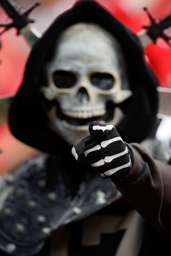 KANSAS CITY, MO - SEPTEMBER 20:  An Oakland Raiders fan points during the game against the Kansas City Chiefs at Arrowhead Stadium on September 20, 2009 in Kansas City, Missouri.  <br /><br /><span class="help">(Photo by Jamie Squire/Getty Images)</span>