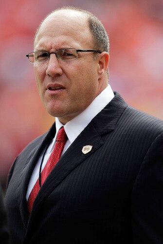 KANSAS CITY, MO - SEPTEMBER 20:  General Manager Scott Pioli of the Kansas City Chiefs walks the sidelines prior to the start of the game against the Kansas City Chiefs at Arrowhead Stadium on September 20, 2009 in Kansas City, Missouri.  <br /><br /><span class="help">(Photo by Jamie Squire/Getty Images)</span>