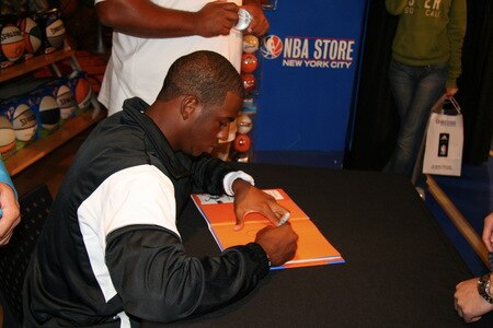NEW YORK - SEPTEMBER 21:  Chris Paul of the New Orleans Hornets does a signing of his book titled "Long Shot: Never Too Small to Dream Big" at the NBA Store on September 21, 2009 in New York CIty.<br /><br /><span class="help">(Photo by Brian Choi/NBAE via Getty Images)</span>