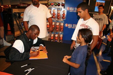 NEW YORK - SEPTEMBER 21:  Chris Paul of the New Orleans Hornets does a signing of his book titled "Long Shot: Never Too Small to Dream Big" at the NBA Store on September 21, 2009 in New York CIty.<br /><br /><span class="help">(Photo by Brian Choi/NBAE via Getty Images)</span>