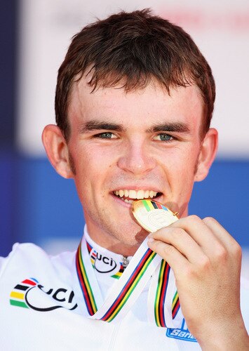 MENDRISIO, SWITZERLAND - SEPTEMBER 23:  Jack Bobridge of Australia poses with his medal after winning the Men's Under 23 Time Trial at the 2009 UCI Road World Championships on September 23, 2009 in Mendrisio, Switzerland.  <br /><br /><span class="help">(Photo by Bryn Lennon/Getty Images)</span>