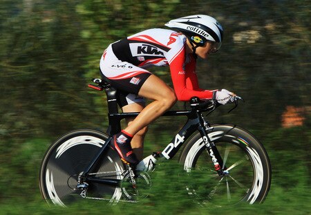 MENDRISIO, SWITZERLAND - SEPTEMBER 23:  Christiane Soeder of Austria in action during the Elite Women's Time Trial at the 2009 UCI Road World Championships on September 23, 2009 in Mendrisio, Switzerland.  <br /><br /><span class="help">(Photo by Bryn Lennon/Getty Images)</span>