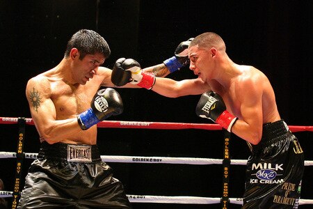 LOS ANGELES, CA - SEPTEMBER 24:  Charles Huerta exchanges punches with opponent Rodrigo Aranda at the Nokia Center on September 24, 2009 in Los Angeles, California. Huerta defeated Aranda  <br /><br /><span class="help">(Photo by Jacob de Golish/Getty Images)</span>