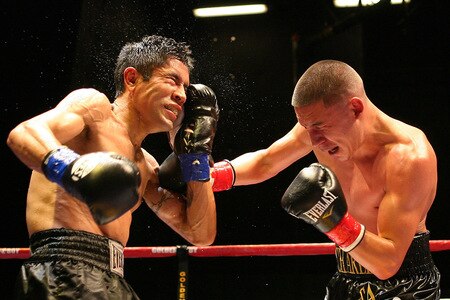 LOS ANGELES, CA - SEPTEMBER 24:  Charles Huerta throws a right hand against opponent Rodrigo Aranda at the Nokia Center on September 24, 2009 in Los Angeles, California.  <br /><br /><span class="help">(Photo by Jacob de Golish/Getty Images)</span>