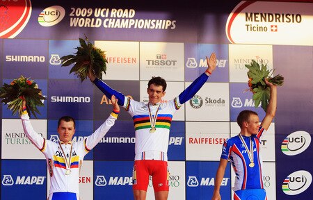 MENDRISIO, SWITZERLAND - SEPTEMBER 26: (l to r) Betancur Gomez Carlos Alberto of Colombia, Romain Sicard of France and Egor Silin of Russian stand on the podium after the Men's Under 23 Road Race at the 2009 UCI Road World Championships on September 26, 2009 in Mendrisio, Switzerland.  <br /><br /><span class="help">(Photo by Bryn Lennon/Getty Images)</span>
