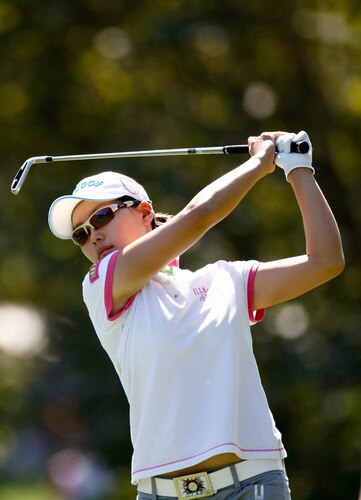 DANVILLE, CA - SEPTEMBER 26:  Sun Young Yoo of South Korea tees off on the 7th hole during the third round of the CVS/pharmacy LPGA Challenge at Blackhawk Country Club on September 26, 2009 in Danville, California.  <br /><br /><span class="help">(Photo by Jonathan Ferrey/Getty Images)</span>