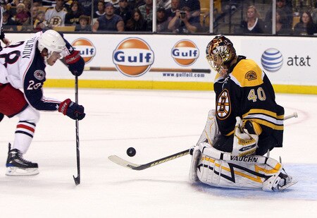 BOSTON, MA - SEPTEMBER 26: Goalie Tuukka Rask #40 of the Boston Bruins blocks a shot from Nikita Filatov #28 of the Columbus Blue Jackets at the TD Banknorth Garden on September 26, 2009 in Boston, Massachusetts.  <br /><br /><span class="help">(Photo by Jim Rogash/Getty Images)</span>