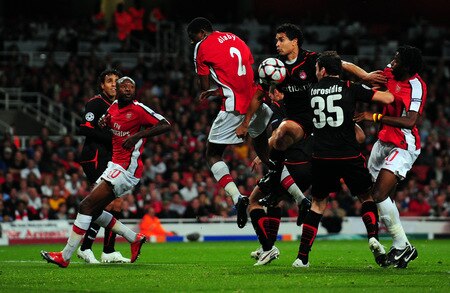 LONDON, ENGLAND - SEPTEMBER 29:  Abou Diaby of Arsenal misses a header during the UEFA Champions League Group H match between Arsenal and Olympiakos at the Emirates Stadium on September 29, 2009 in London, England.  <br /><br /><span class="help">(Photo by Mike Hewitt/Getty Images)</span>
