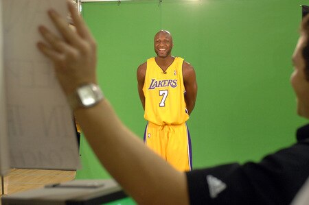 EL SEGUNDO, CA - SEPTEMBER 29:  Lamar Odom #7 of the Los Angeles Lakers stands in for a video taping during 2009 NBA Media Day on September 29, 2009 at Toyota Sports Center in El Segundo, California. <br /><br /><span class="help">(Photo by Evan Gole/NBAE via Getty Images)</span>