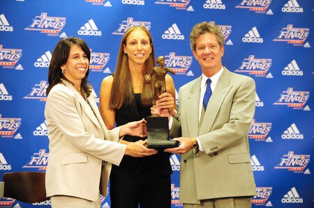 PHOENIX - SEPTEMBER 29: Diana Taurasi #3 of the Phoenix Mercury is named the 2009 WNBA Most Valuable Player presented by Kia Motors on September 29, 2009 at U.S. Airways Center in Phoenix, Arizona. <br /><br /><span class="help">(Photo by Barry Gossage/NBAE via Getty Images)</span>