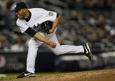 NEW YORK - SEPTEMBER 30: Mariano Rivera #42 of the New York Yankees pitches in the 9th inning against the Kansas City Royals during the game on September 30, 2009 at Yankee Stadium in the Bronx borough of New York City. <br /><br /><span class="help">(Photo by Jared Wickerham/Getty Images)</span>